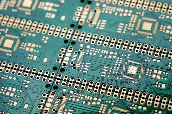 精密銅パッドを備えた車載PCB回路基板の詳細