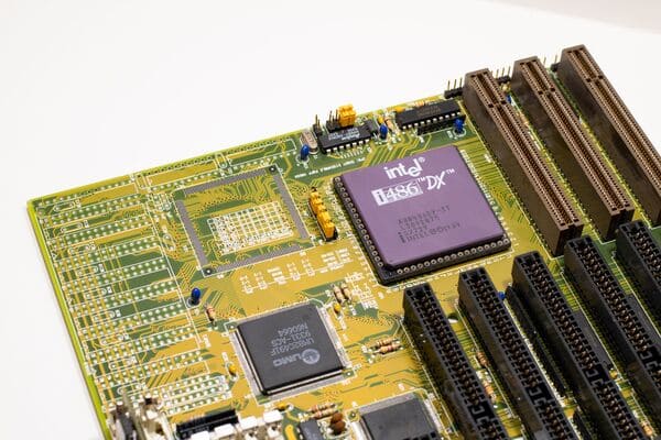 実装済みPCBA基板のイメージ